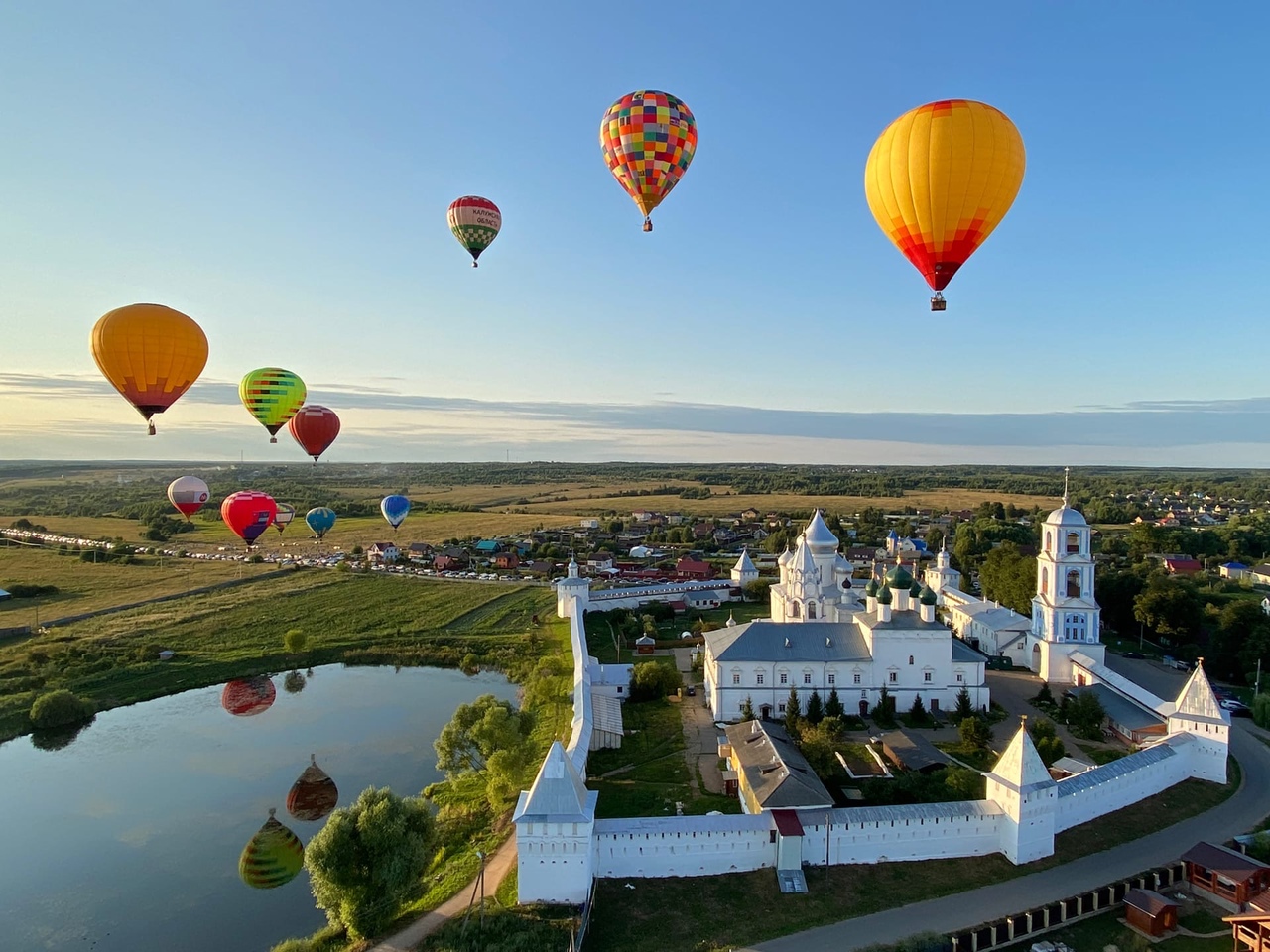 Летние корпоративы: стихия воздух